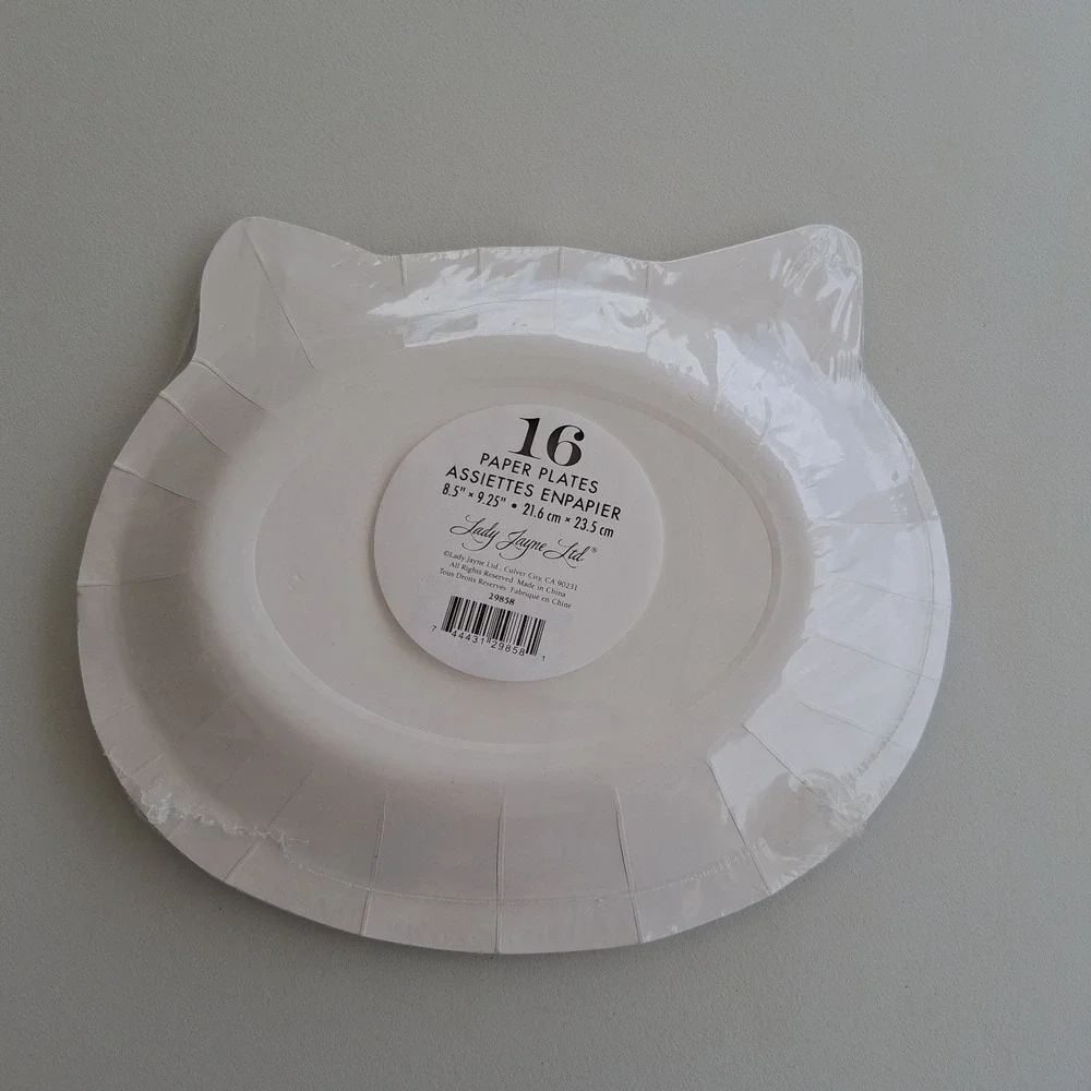 Lady Jayne Halloween Black Cat Shaped Paper Plates Pack of 16 Party Supplies New